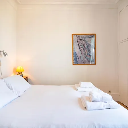 Seine Penthouse